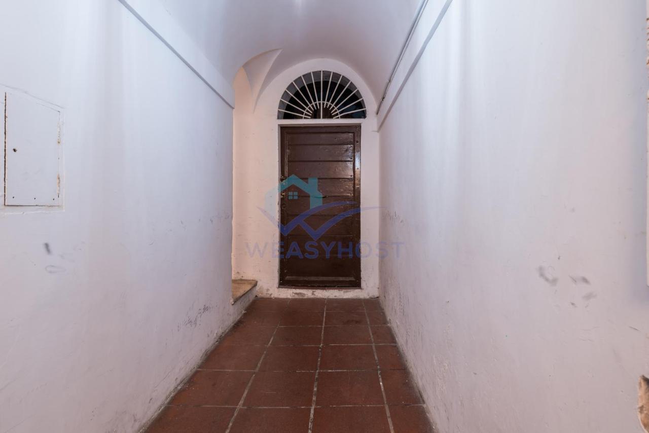 Cozy, Sunny In The Heart Of Trastevere Appartement Rome